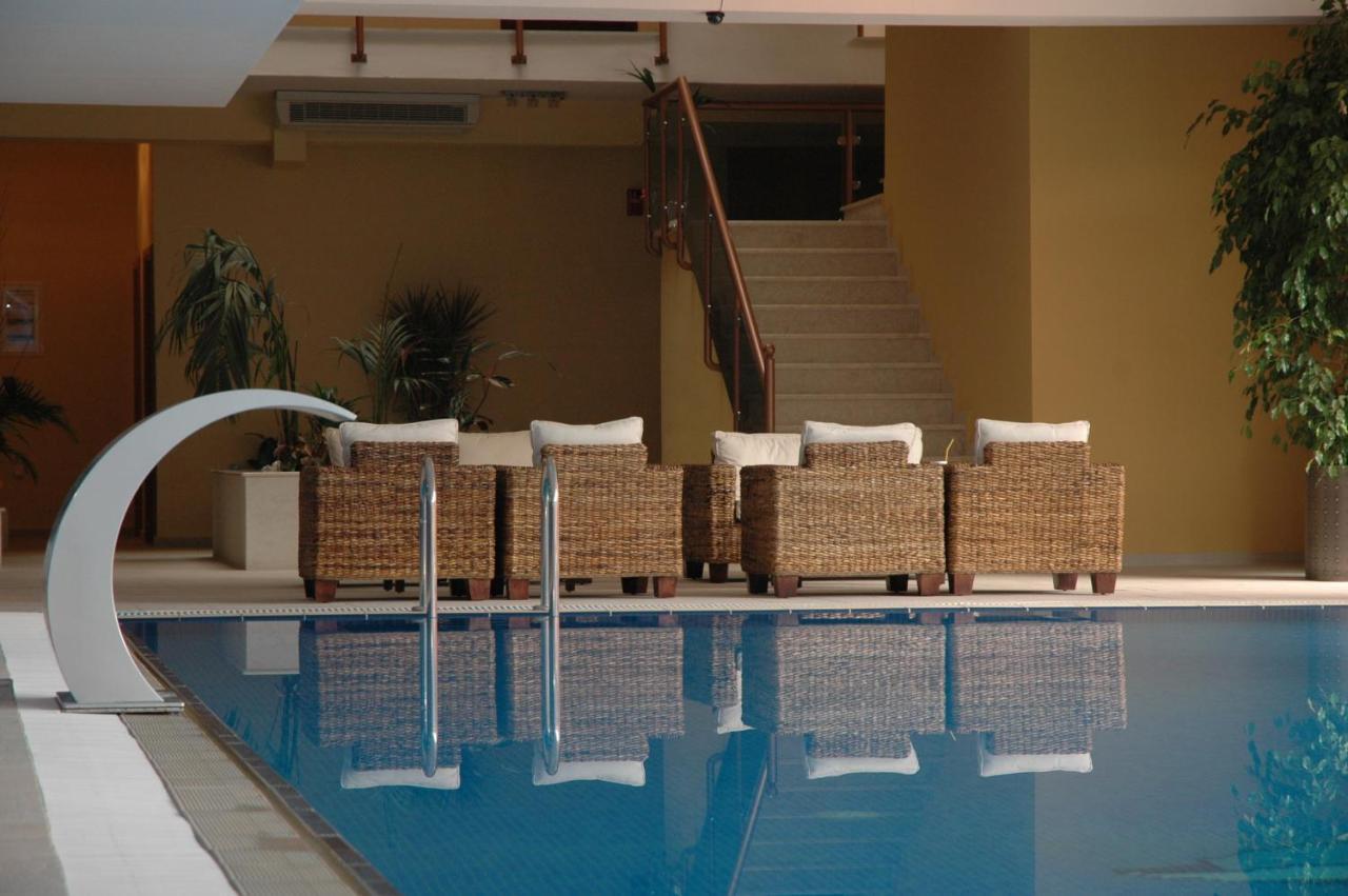 4 Epoxes Hotel Spa Loutraki (Pella) Exterior foto