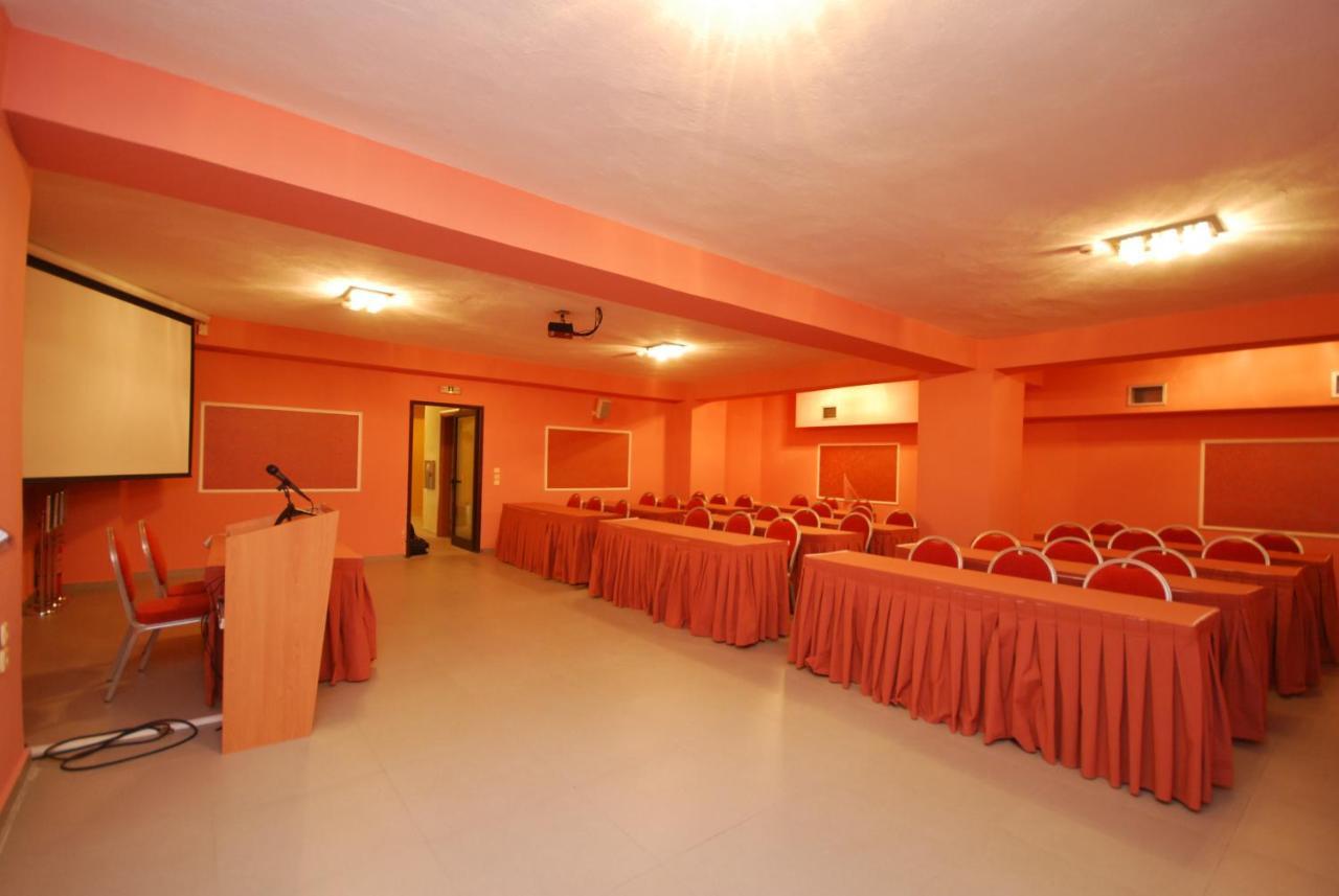 4 Epoxes Hotel Spa Loutraki (Pella) Exterior foto