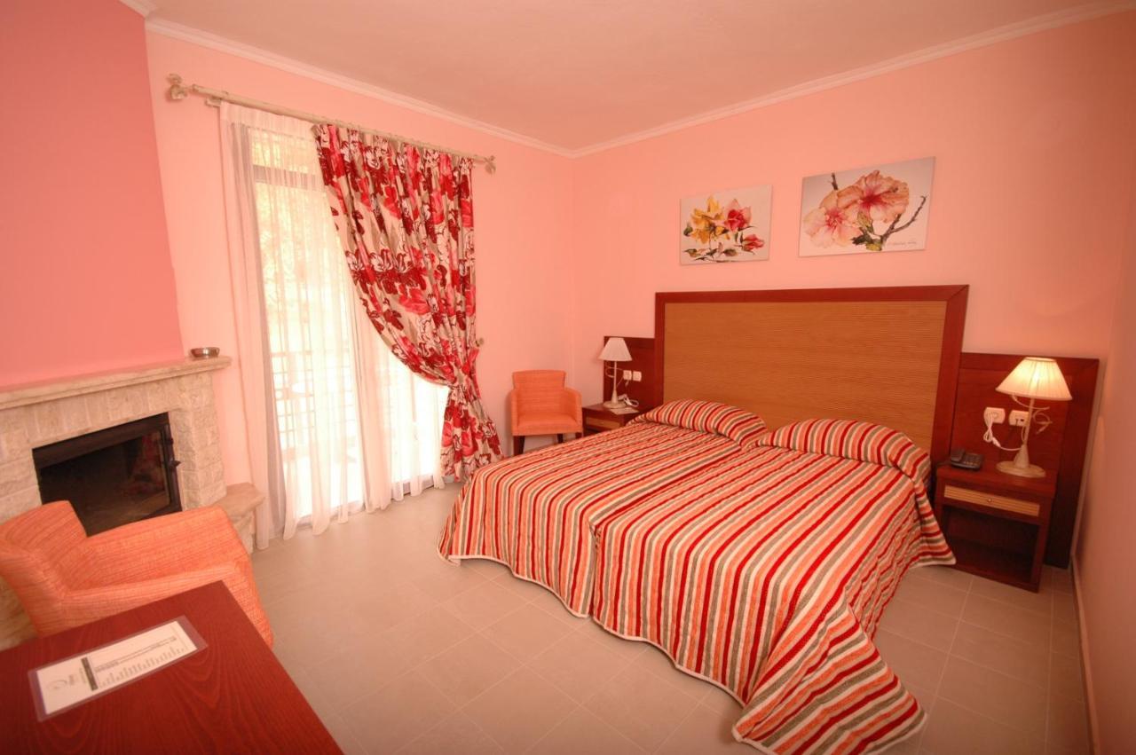 4 Epoxes Hotel Spa Loutraki (Pella) Quarto foto