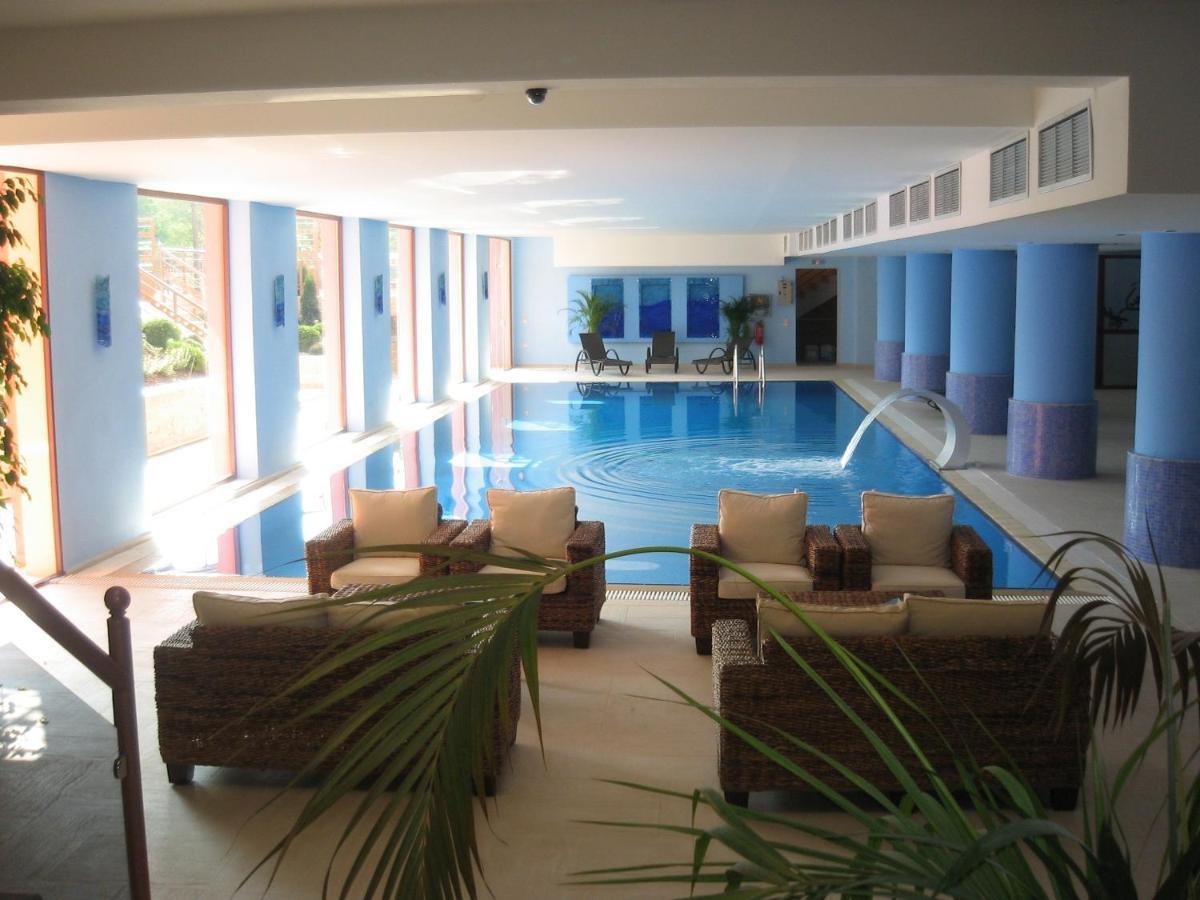4 Epoxes Hotel Spa Loutraki (Pella) Exterior foto